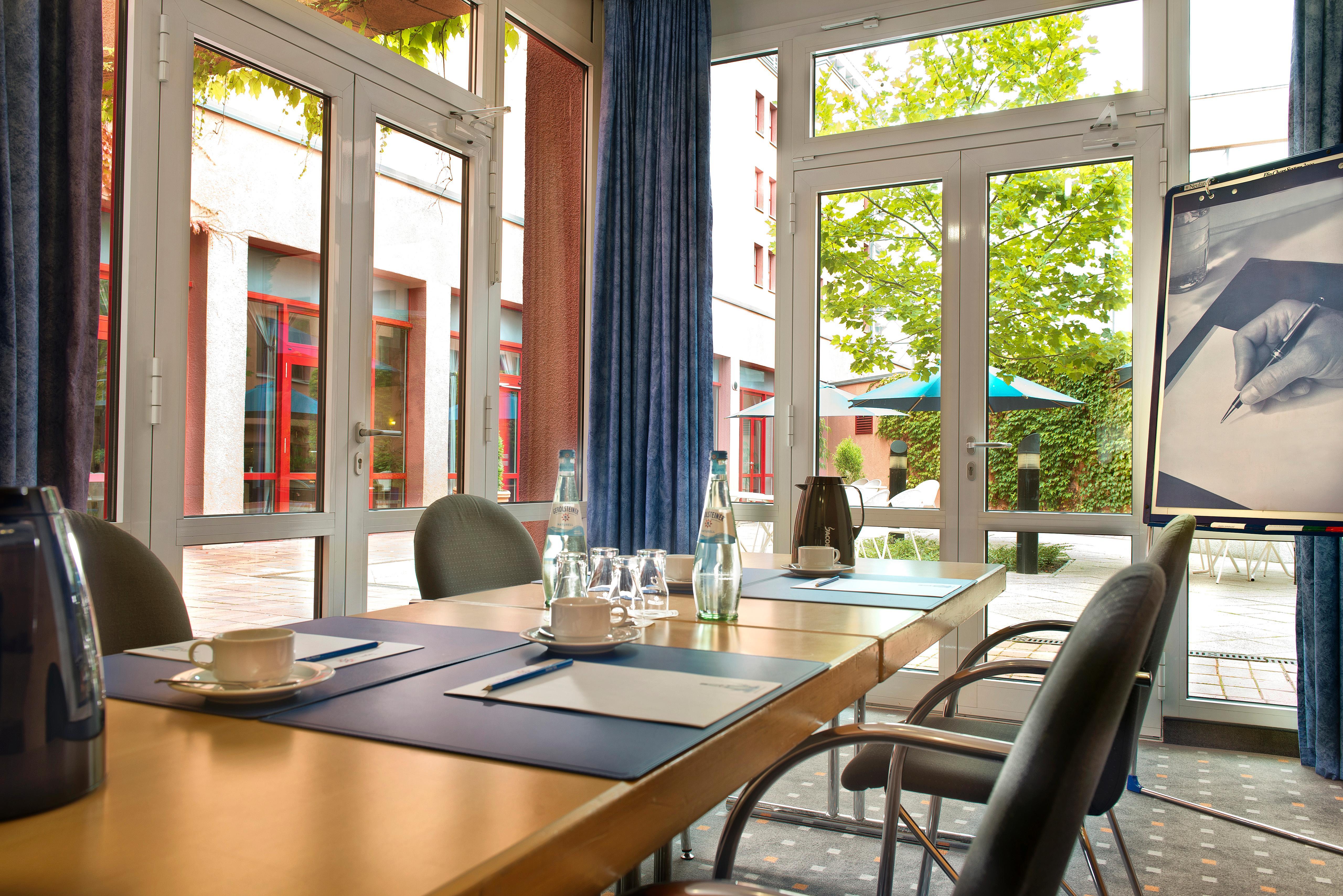 Tryp By Wyndham Halle Halle  Business photo